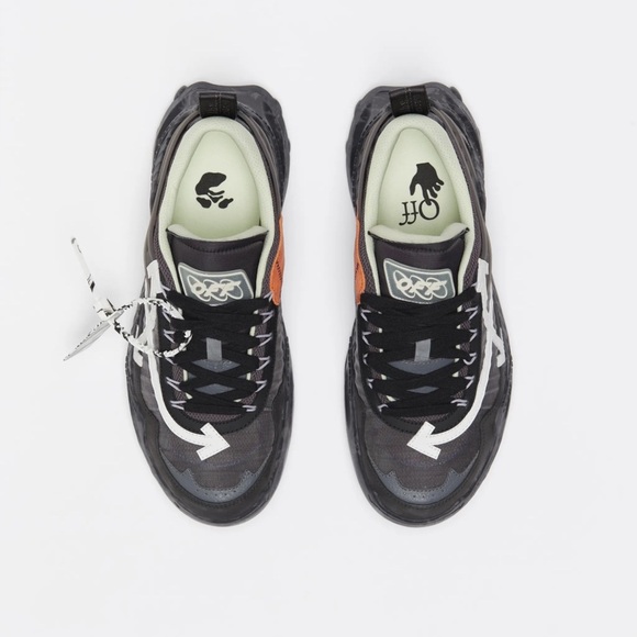 OFF WHITE new shoes Odsy-1000 Sneakers
Black and dark grey ODSY-1000 - Picture 9 of 9